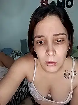 Snapshot of catperigosa chatting on 11.01.25 catperigosa online show from 11.01.25