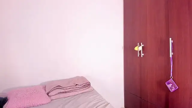 ScarlettRosetti online show from 11.16.25