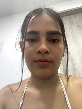 Snapshot of Valery_lux16 chatting on 11.06.25 Valery lux16 online show from 11.06.25