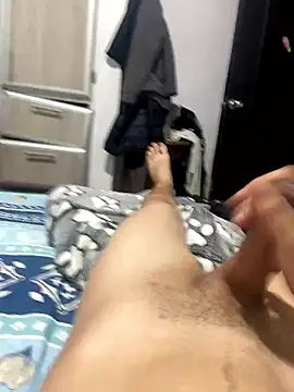 Snapshot of Dani-202p chatting on 01.11.26 Dani-202p online show from 01.11.26