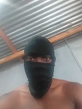 Snapshot of Blackveins32 chatting on 09.21.25 Blackveins32 online show from 09.21.25