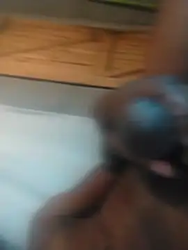 Snapshot of Blackveins32 chatting on 10.16.25 Blackveins32 online show from 10.16.25