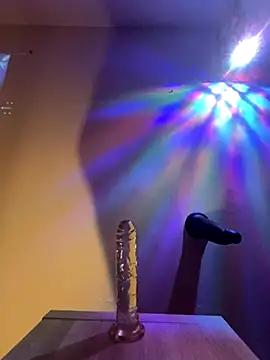 Reine du Vice84 online show from 11.04.25