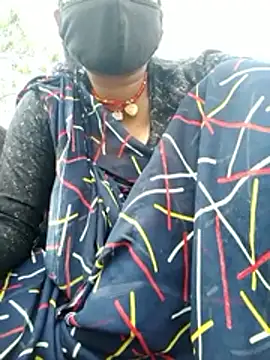 Snapshot of Soniya4357 chatting on 11.01.25 Soniya4357 online show from 11.01.25