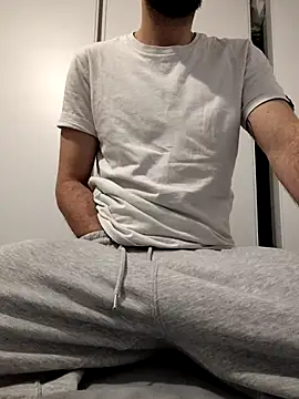 Snapshot of AD_Vu chatting on 11.06.25 AD Vu online show from 11.06.25