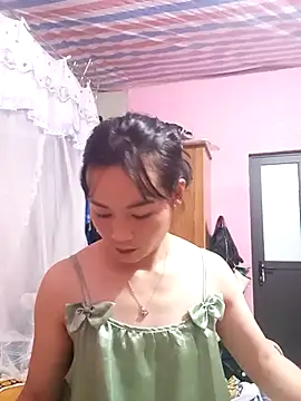 dorothyxx online show from 10.15.25