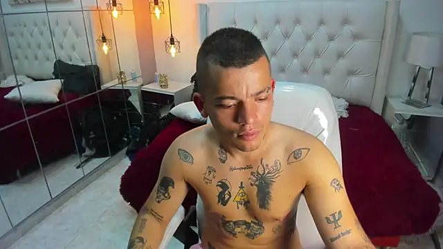 Snapshot of wildthor26 chatting on 02.27.26 wildthor26 online show from 02.27.26