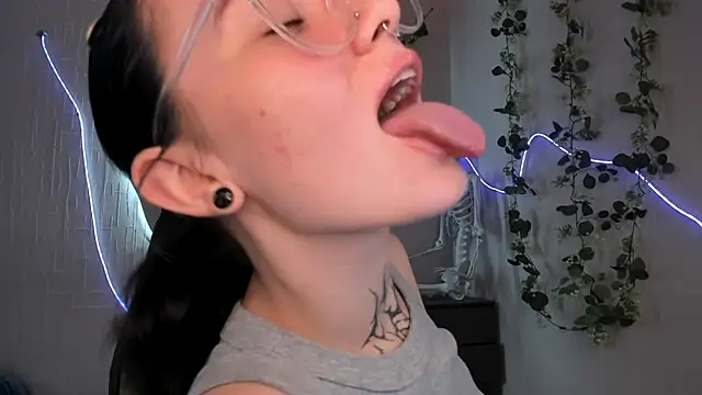 Elastikisss online show from 07.13.26