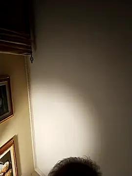 Snapshot of ficosi chatting on 09.28.25 ficosi online show from 09.28.25