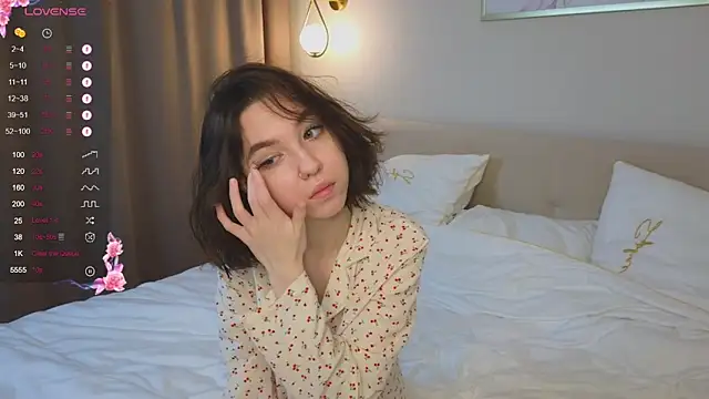 Veyaspace online show from 10.18.25