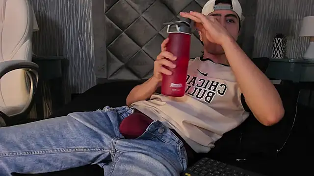 dylan cross  online show from 10.14.25