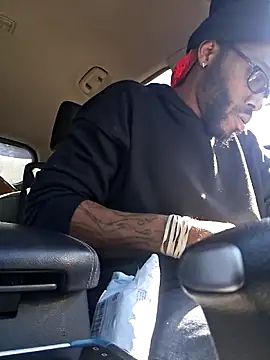 214KingLonggg online show from 02.04.26