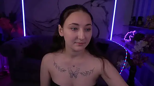 SashaDuvalle online show from 09.29.25