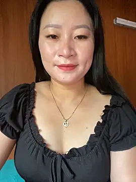 violet-00 online show from 10.21.25