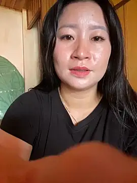 violet-00 online show from 10.31.25