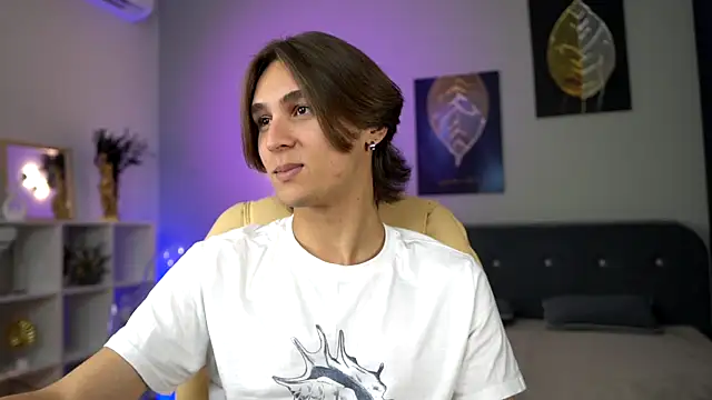 CleoStringer online show from 09.22.25