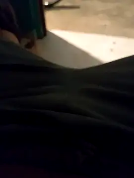 Snapshot of Paradivertirnonacimos chatting on 10.17.25 Paradivertirnonacimos online show from 10.17.25