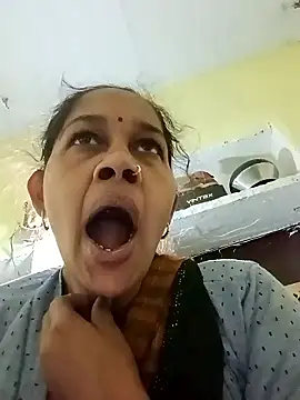 Snapshot of Rupali_ji chatting on 02.06.26 Rupali ji online show from 02.06.26