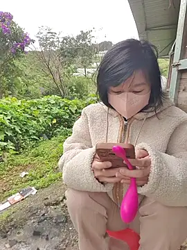 Helen-Tran online show from 10.21.25