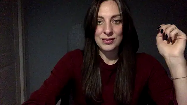 Snapshot of Myronell chatting on 10.08.25 Myronell online show from 10.08.25