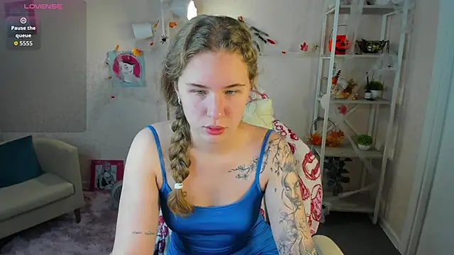 Elsie Cutties online show from 10.25.25