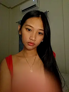 Bunny72772 online show from 10.15.25