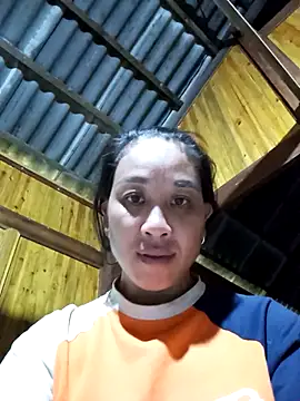 Snapshot of vtmbae chatting on 05.19.26 vtmbae online show from 05.19.26