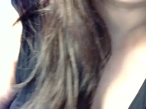Snapshot of Aaliya02 chatting on 04.26.26 Aaliya02 online show from 04.26.26