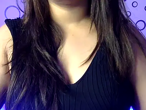 Snapshot of Aaliya02 chatting on 04.26.26 Aaliya02 online show from 04.26.26