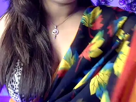Snapshot of Aaliya02 chatting on 05.08.26 Aaliya02 online show from 05.08.26