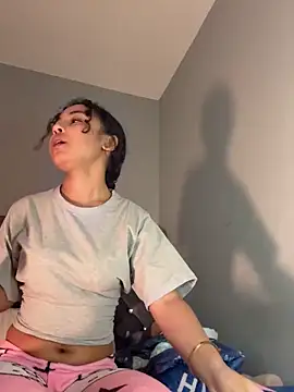 OliviaAshhh online show from 12.04.25