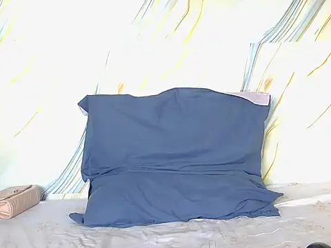 l4 love online show from 10.14.25