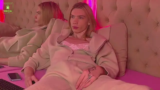 RobertDevine online show from 10.17.25