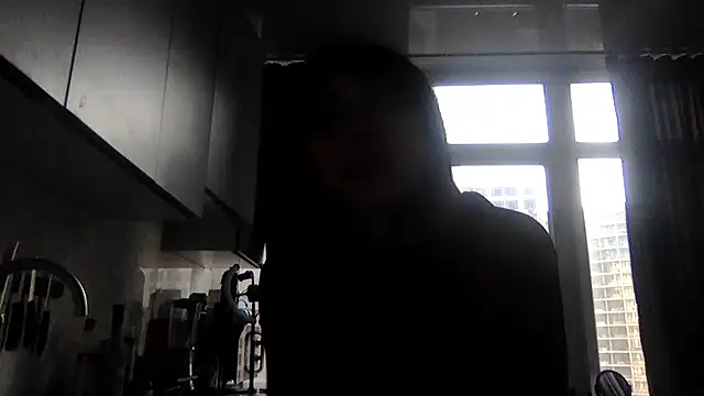 Snapshot of Veymoria chatting on 11.21.25 Veymoria online show from 11.21.25