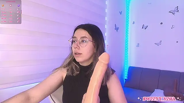 Snapshot of sweettvera chatting on 04.25.26 sweettvera online show from 04.25.26