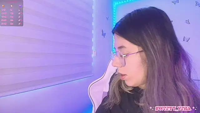 Snapshot of sweettvera chatting on 04.28.26 sweettvera online show from 04.28.26