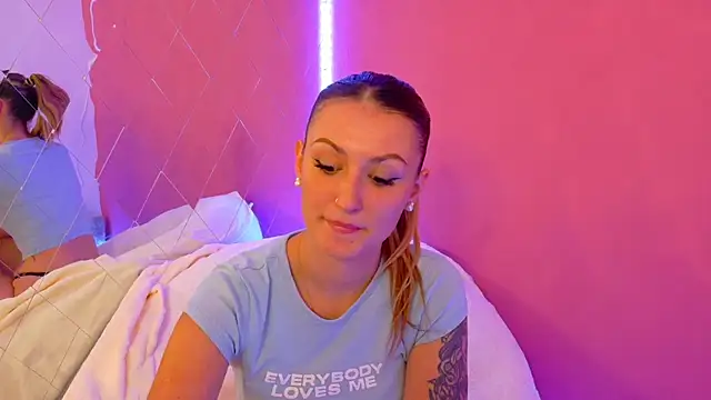 Snapshot of Anaayss_ chatting on 10.02.25 Anaayss online show from 10.02.25