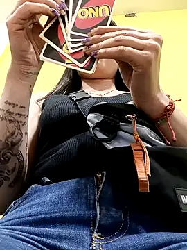 Snapshot of Mia-love-03 chatting on 10.25.25 Mia-love-03 online show from 10.25.25