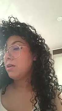 Snapshot of LondonHilton chatting on 03.01.26 LondonHilton online show from 03.01.26