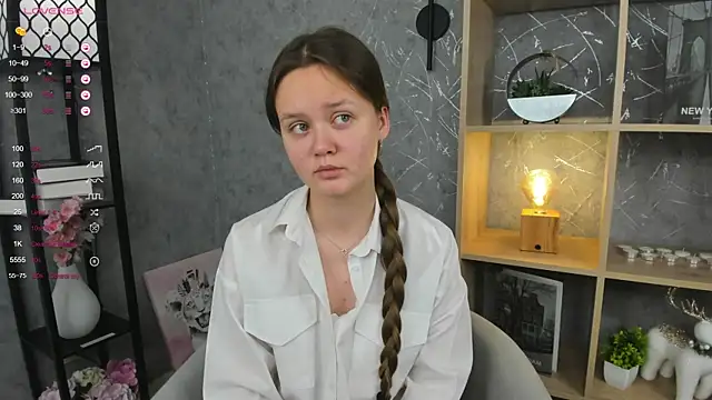 ElenoreReth online show from 11.21.25