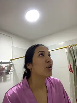 IsabellaJoness  online show from 11.07.25