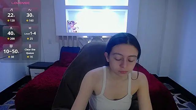 Snapshot of lala_clark chatting on 10.23.25 lala clark online show from 10.23.25