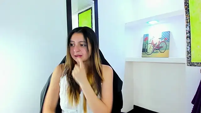 lala clark online show from 02.05.26