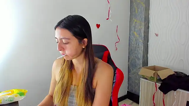 lala clark online show from 03.03.26