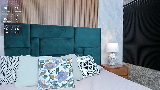 Snapshot of Bunny_boobs__ chatting on 11.23.25 Bunny boobs online show from 11.23.25