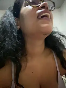 miiabrown18 online show from 04.12.26