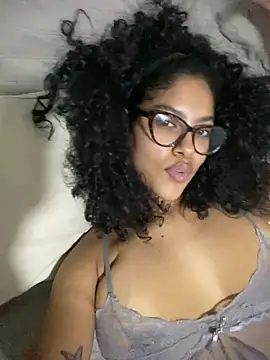 miiabrown18 online show from 05.26.26