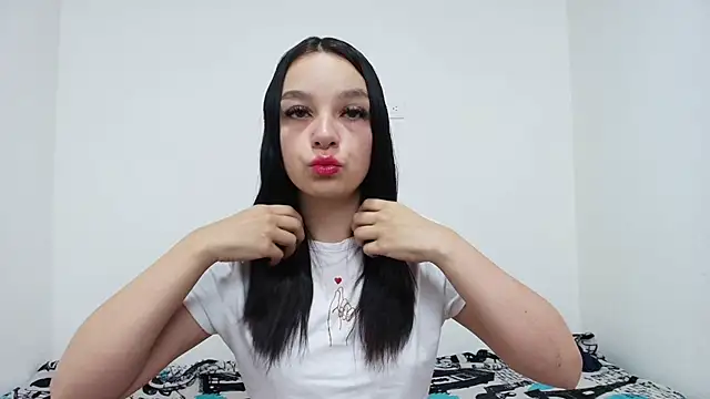 Emilie Soler12 online show from 10.20.25