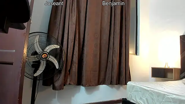 Snapshot of iammariano chatting on 03.25.26 iammariano online show from 03.25.26