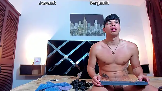 Snapshot of iammariano chatting on 04.06.26 iammariano online show from 04.06.26